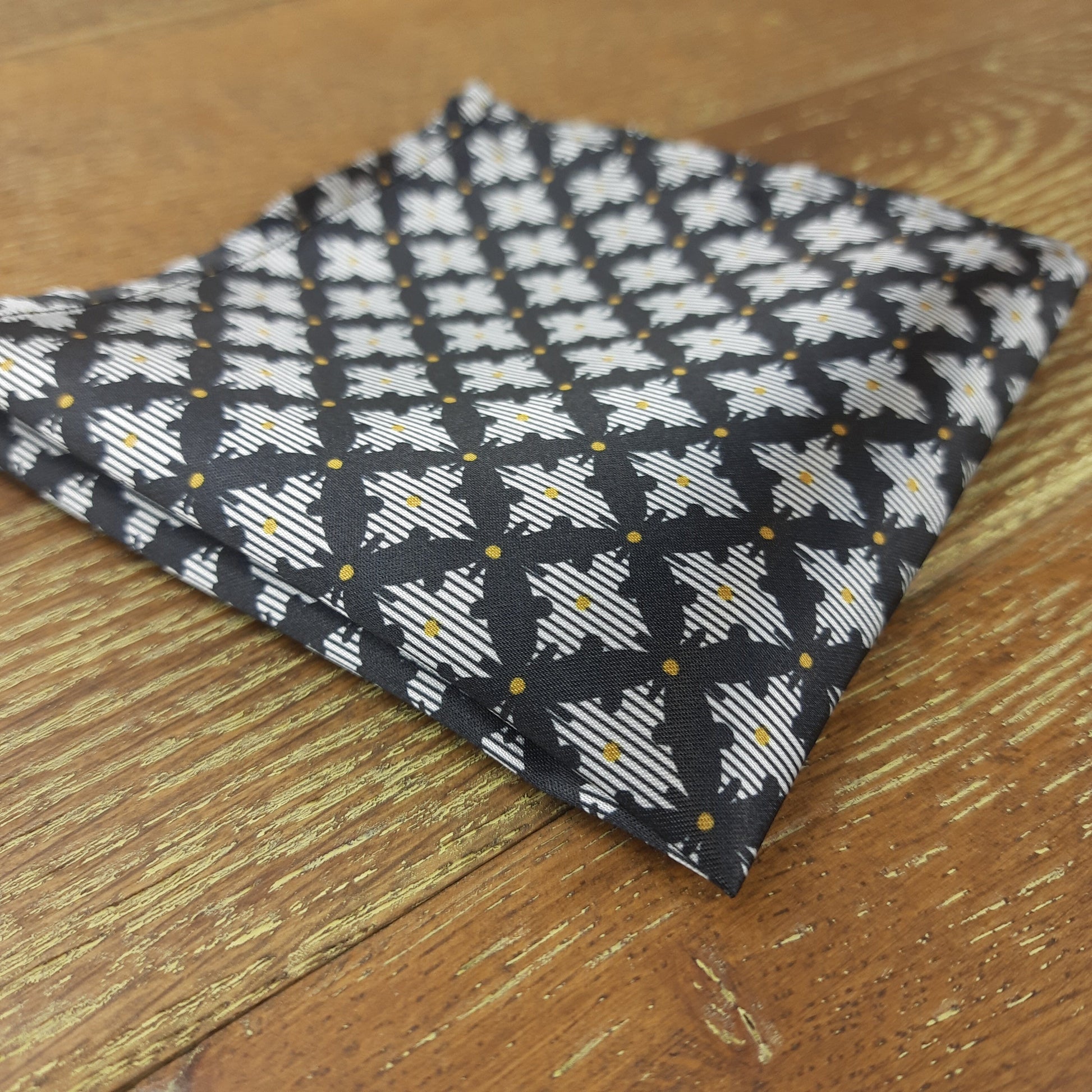 Men's Pocket Square - STOCK CLEARANCE - Handkerchiefs - Midnight Trellis 