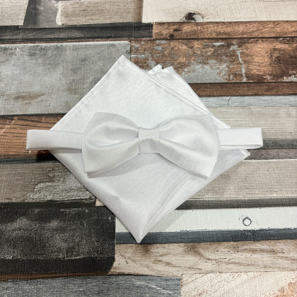 White Shantung Satin Bow Tie - Gift Sets - Pre-Tied Bow Tie Add Pocket Square - Save £1.00 