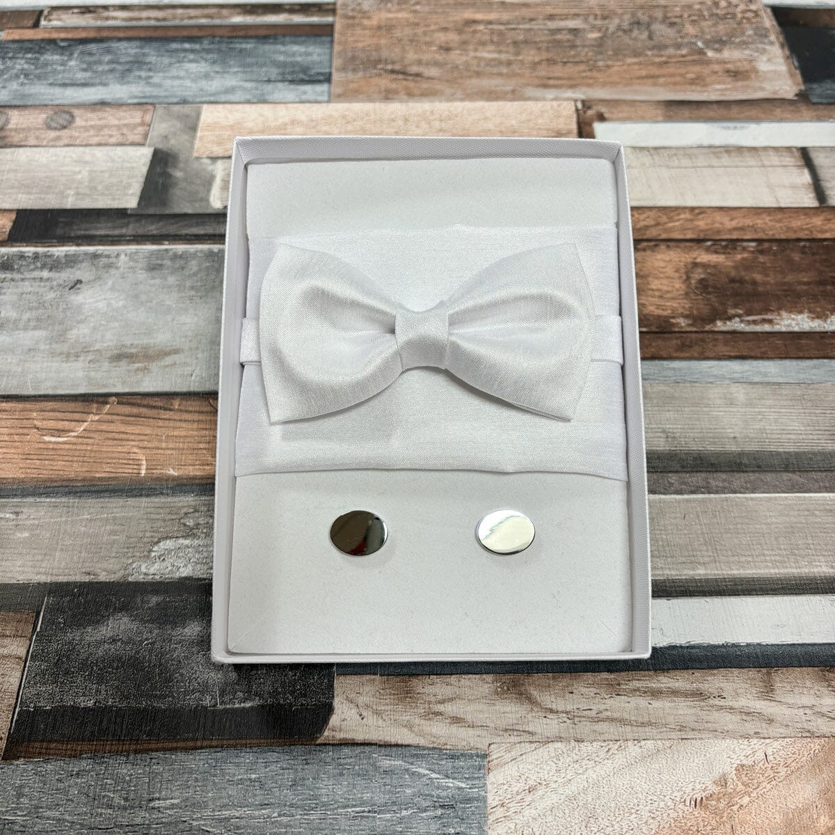 White Shantung Satin Bow Tie - Gift Sets - Pre-Tied Bow Tie Boxed Set (With Bow/Square/Cufflinks) - Save £8.00 